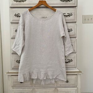 Vici Light Gray Linen Top